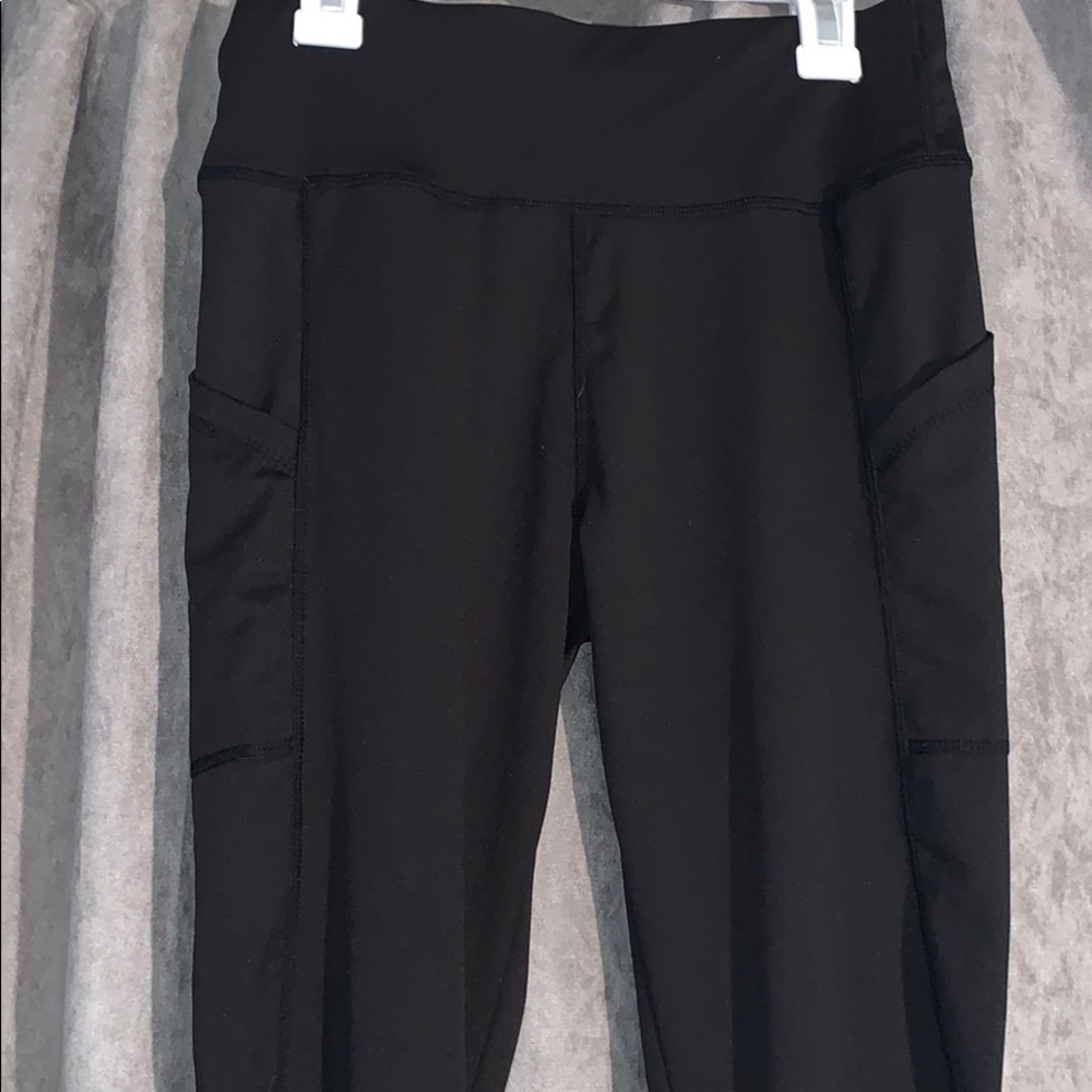 Black Leggings with Side Pockets